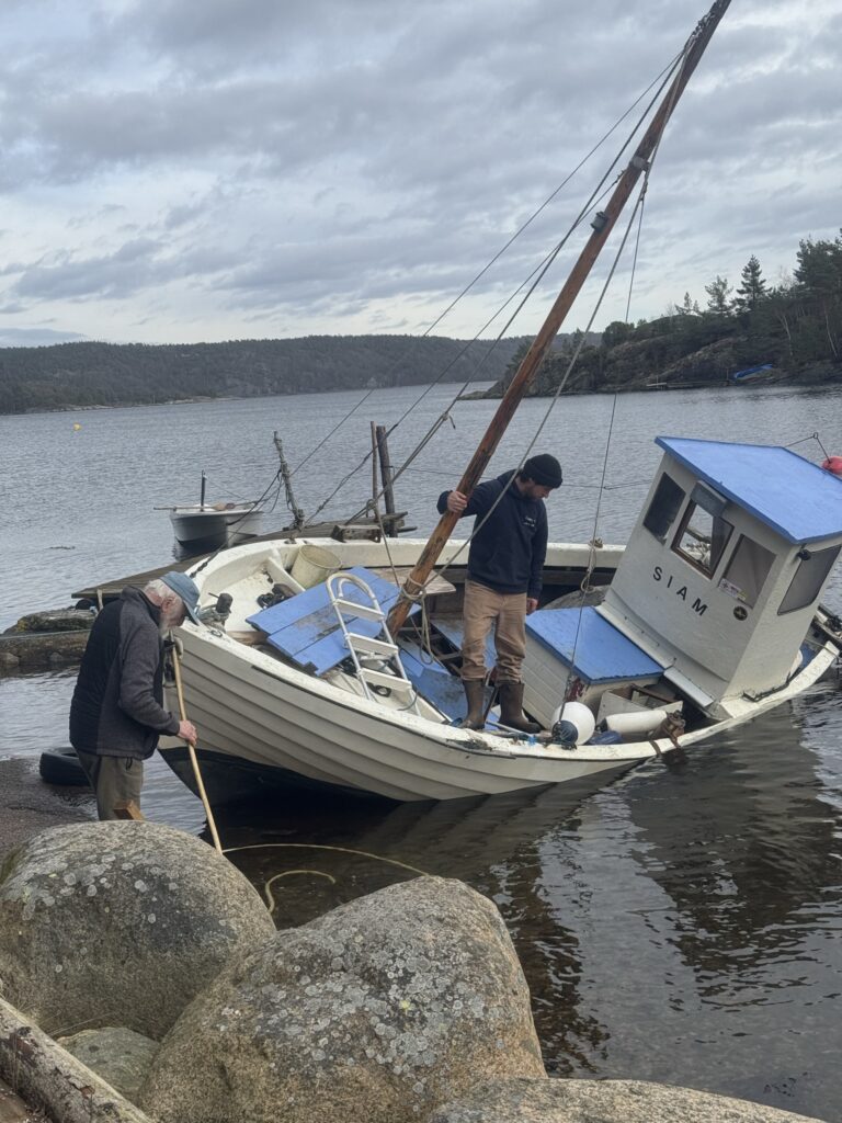 Martin saving Siam from sinking