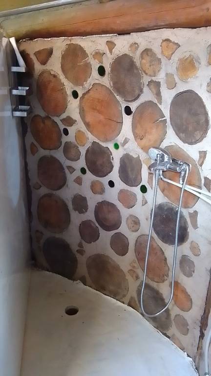 Hub's shower